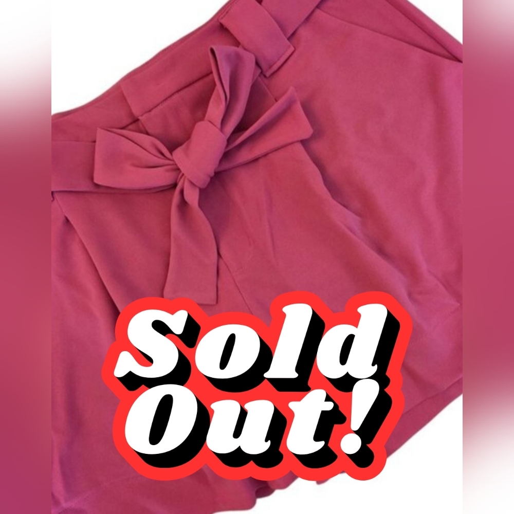 🚨SOLD 3/1 🚨Curations Shorts Womens Large Pink Paperbag Waist Belted